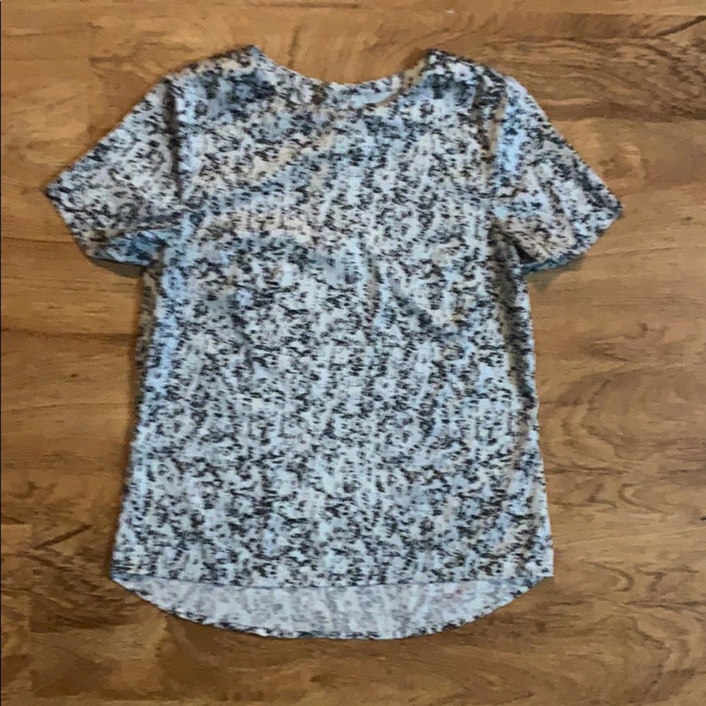 H&M Gray and Black Top
